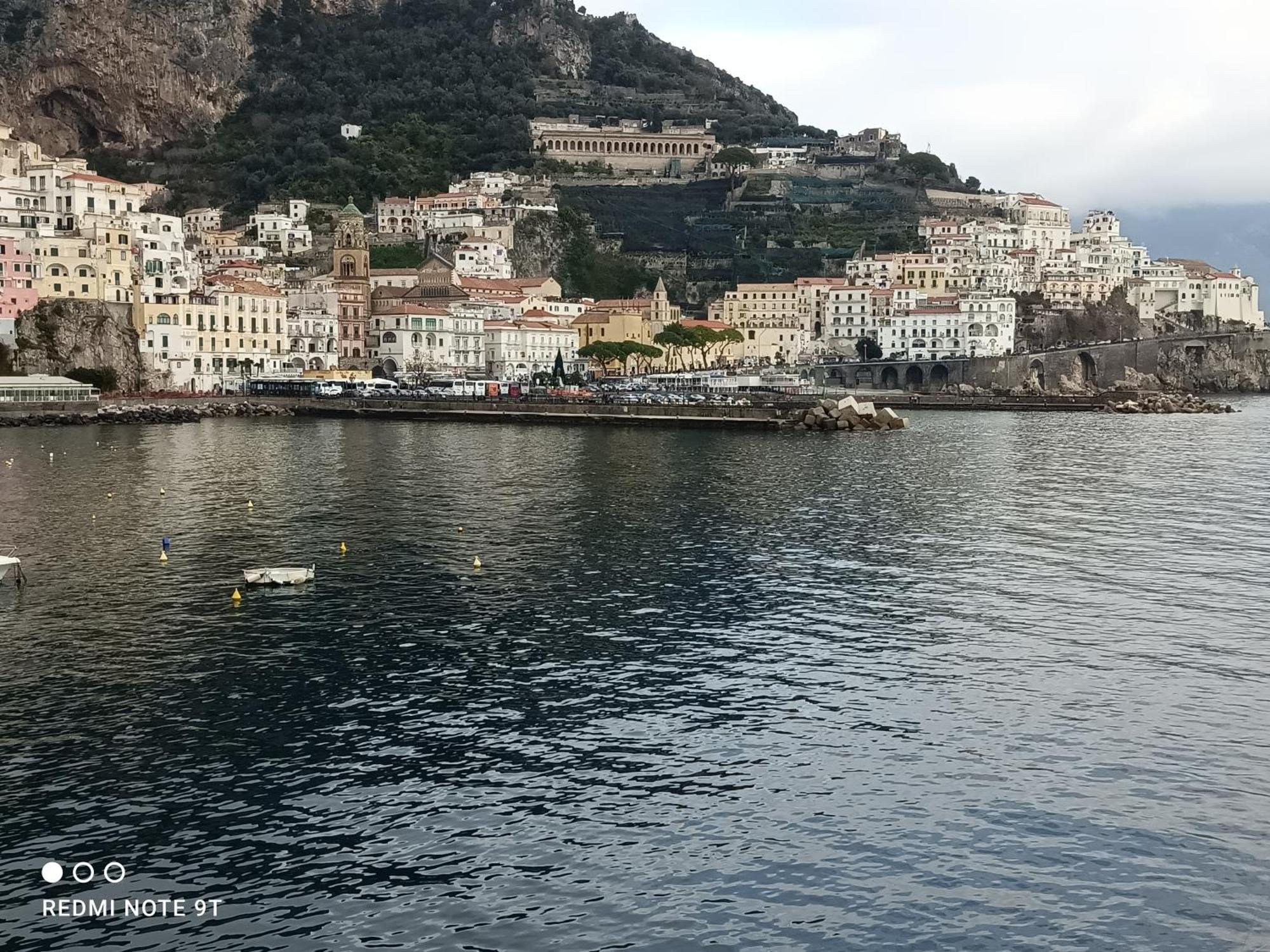 Appartamento Turchese Amalfi Esterno foto
